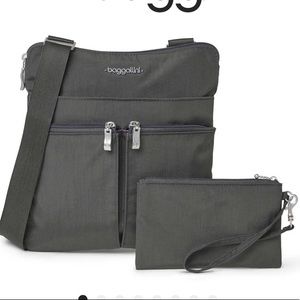 NEW! Baggallini Horizon crossbody bag